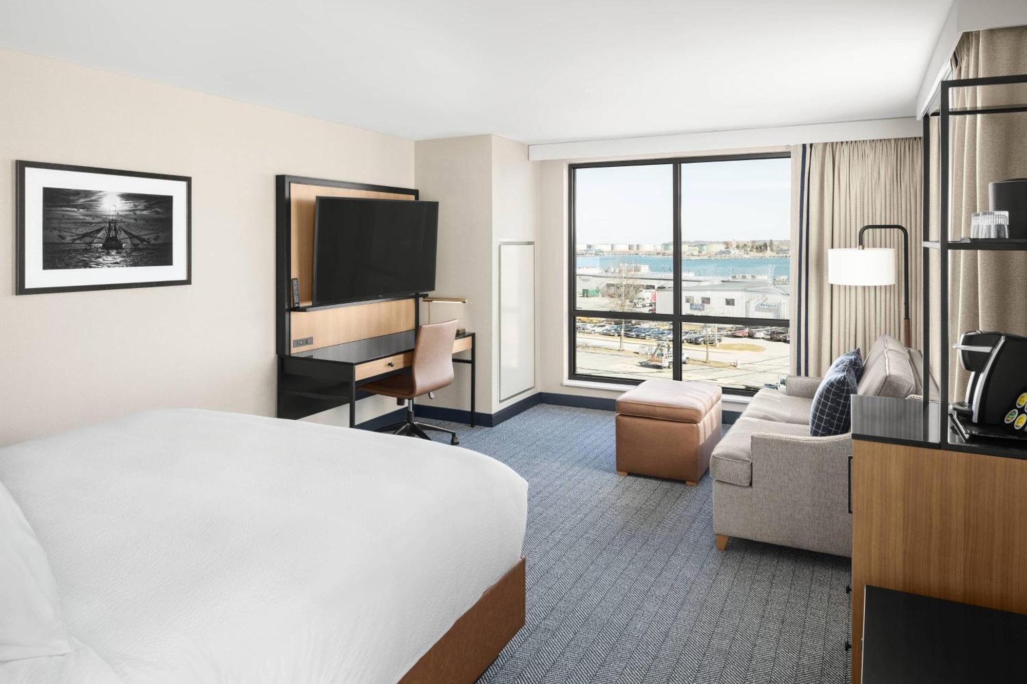 فندق Courtyard By Marriott Portland Downtown/Waterfront المظهر الخارجي الصورة