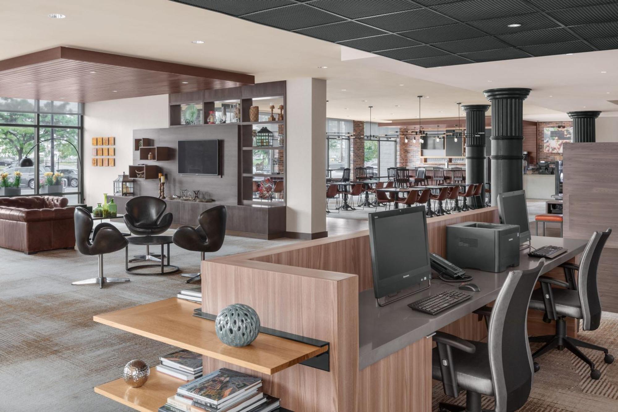 فندق Courtyard By Marriott Portland Downtown/Waterfront المظهر الخارجي الصورة