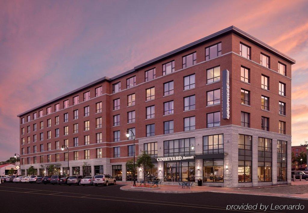 فندق Courtyard By Marriott Portland Downtown/Waterfront المظهر الخارجي الصورة