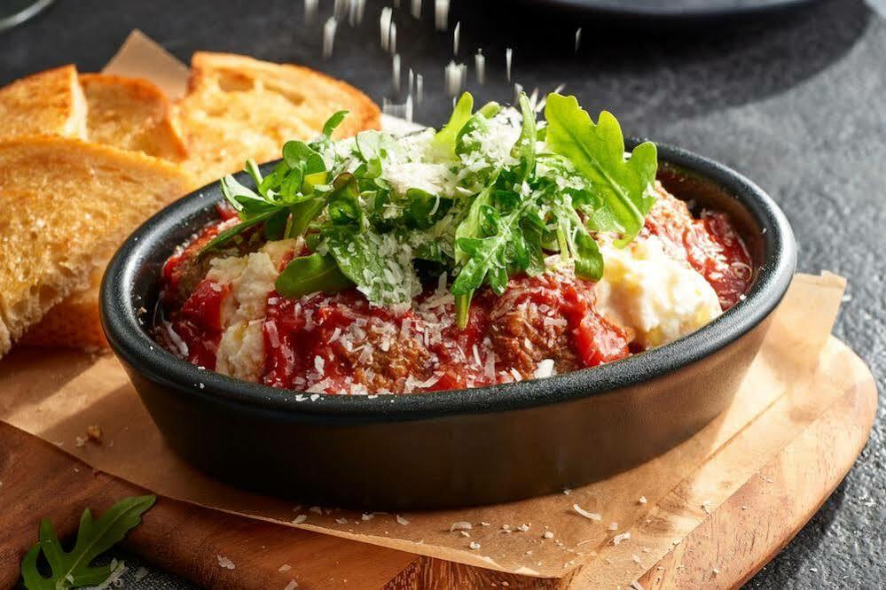 فندق Courtyard By Marriott Portland Downtown/Waterfront المظهر الخارجي الصورة